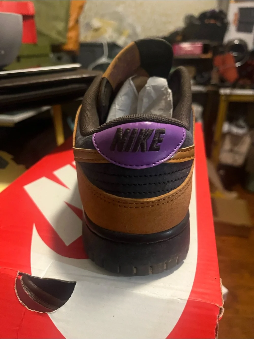 Nike Men’s Low Top DunksSneaker - Brown/Black with Purple Accent